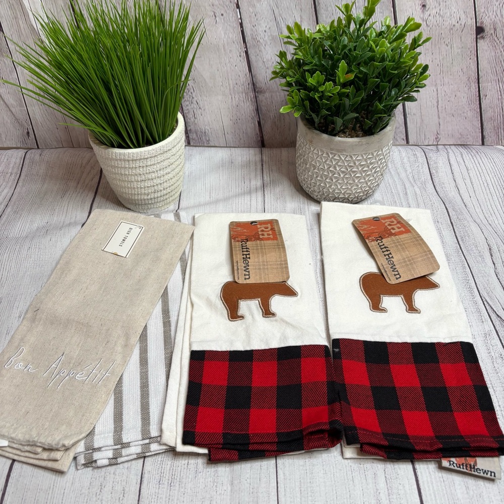 RuffHewn & others 4 Dish Towel Bundle With Brown Bears & Red Black Buffalo Plaid